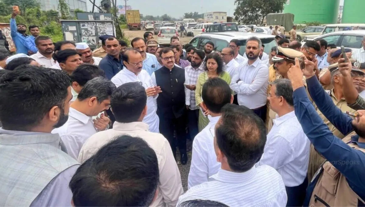 पुण्यात 3 नव्या महानगरपालिका! अजित पवारांचा चाकण वाहतूक कोंडीवर मोठा निर्णय!
